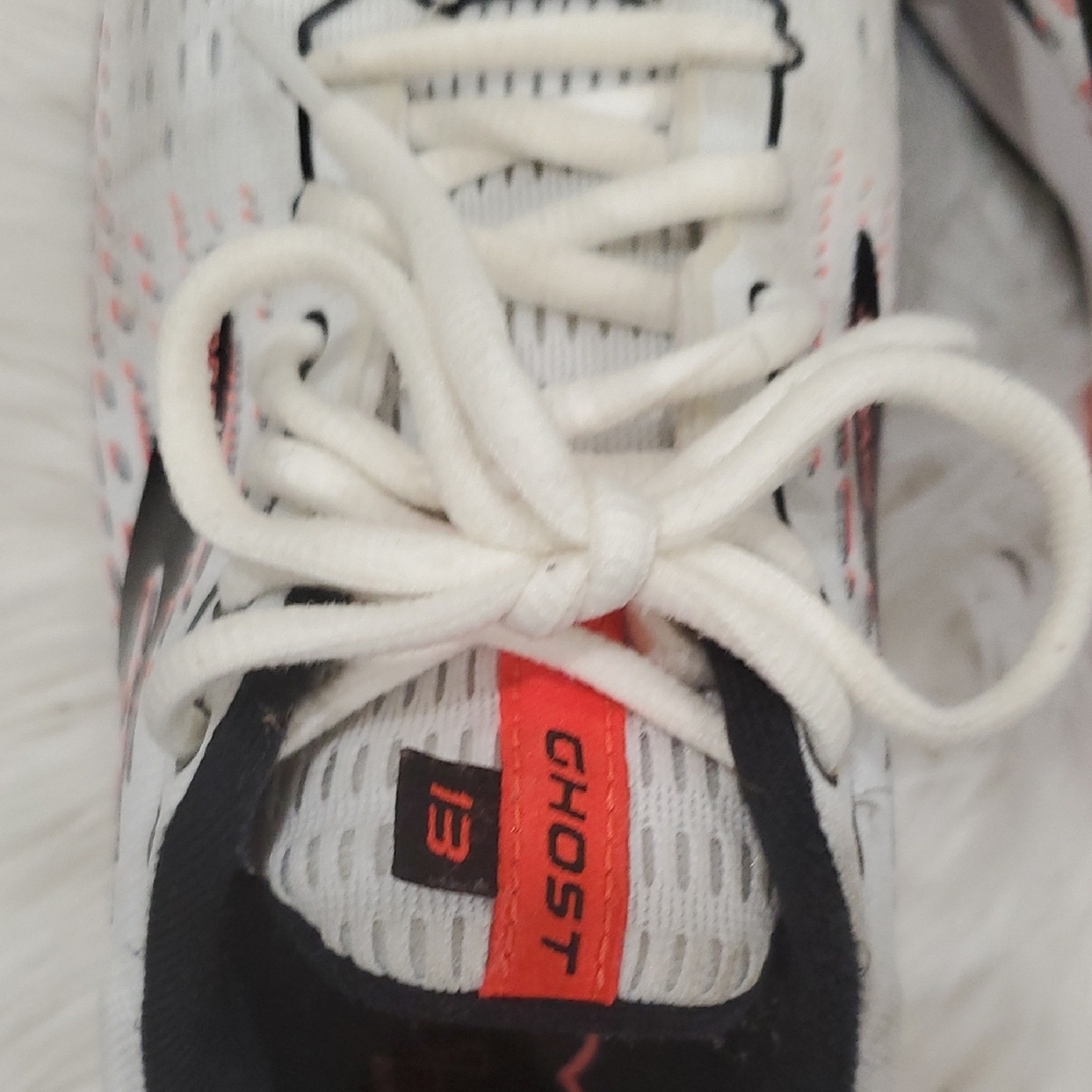 Brooks Ghost 13 White and Red Womens Running Sneakers - Picture 16 of 16